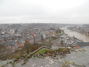 078-Vergezichten op de stad en de Maasvallei