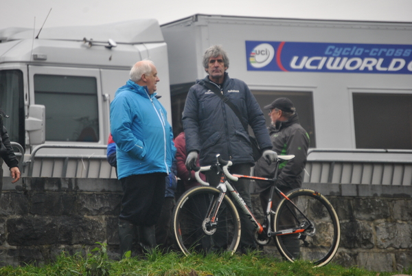 Papa Henk Vos met de fiets