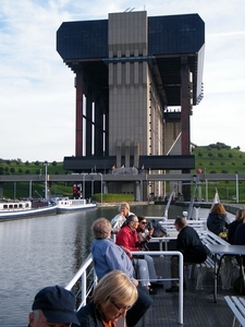 2014_09_28 Rivertours scheepsliften 011