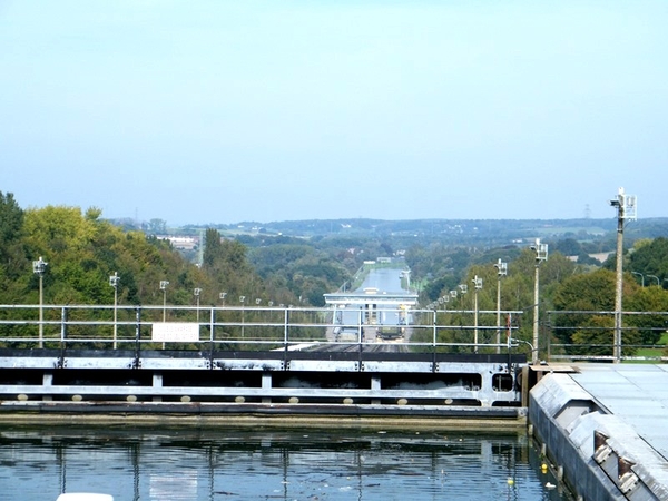 2014_09_28 Rivertours scheepsliften 111