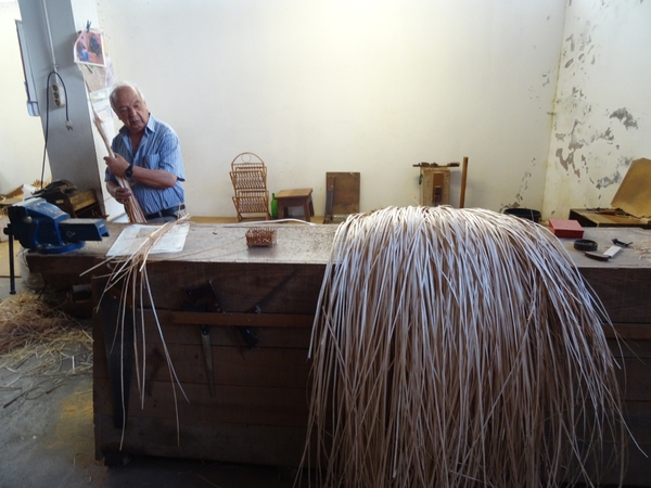 6a Camacha, rietvlechten _DSC00532