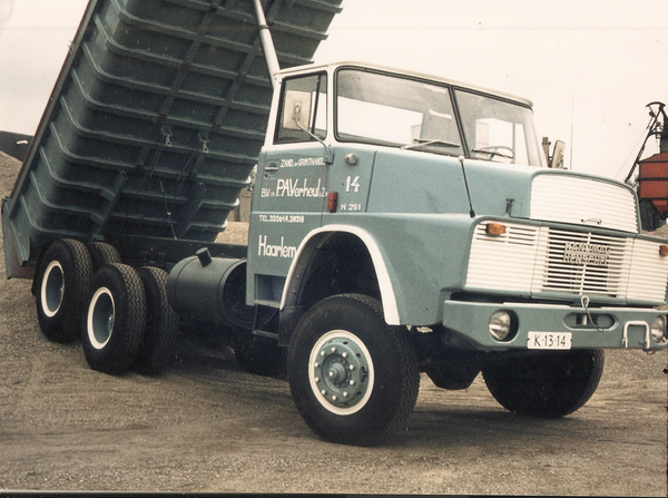Hanomag Henschel H 261