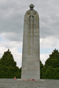 Canadees monument te Sint-Juliaan 2