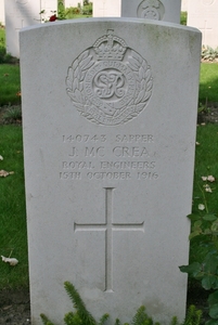 Essex Farm cemetery J.MC CREA Ieper 10