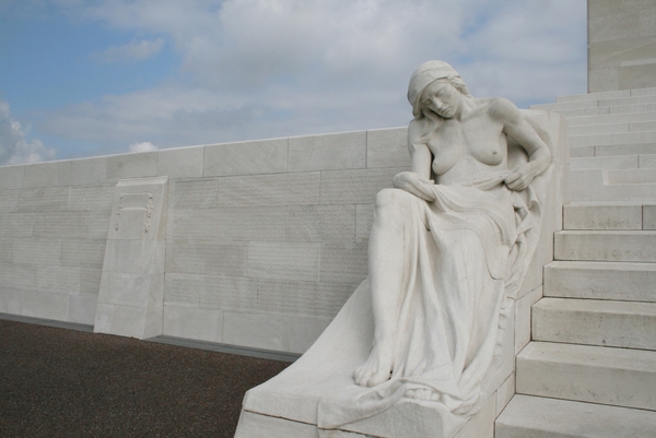 Canadees Monument Vimy 6