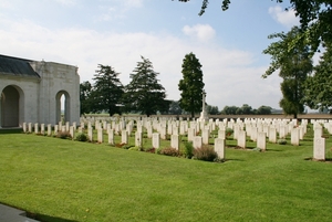 Le Touret Military Cemetery Richebourg  4