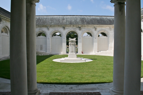 Le Touret Military Cemetery Richebourg  7