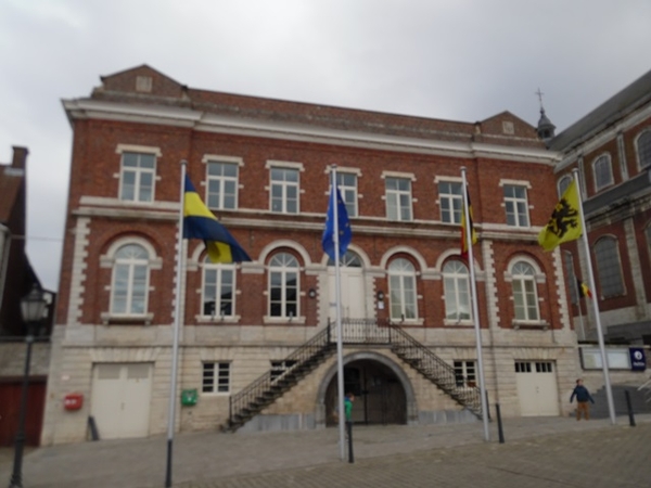 86-Gemeentehuis Hoegaarden