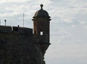 Senglea-001