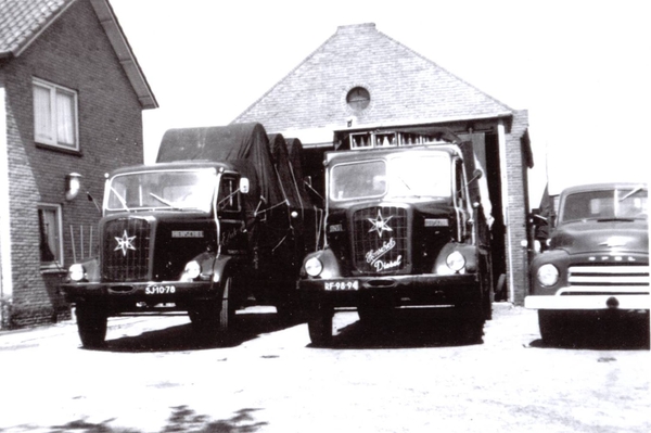 2 X Henschel en Opel