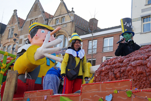 Roeselaarse carnavalstoet-8-3-2015