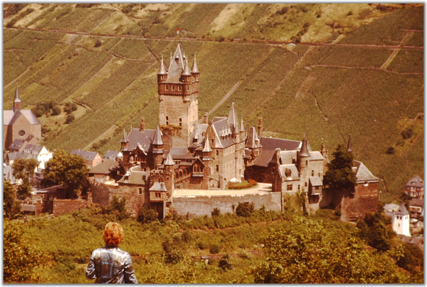 Tiny, bij het kasteel bij Cochum. 1978