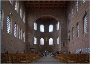 De Basilica van Constantijn, interieur