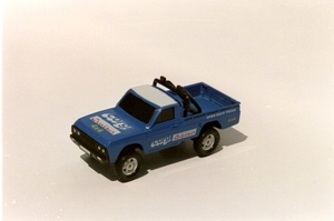 005_03_Corgi_1op36_Mazda-B1600-Cruiser-4x4