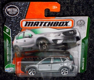 DSCN6608_Matchbox_Mazda-CX-5-2016_metallic-silver-grey_blue-windo