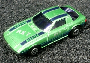 Yatming_QQQ_Mazda-RX-7-SA_Green_Sharpener-Slijper_No-8401_Mazda_M