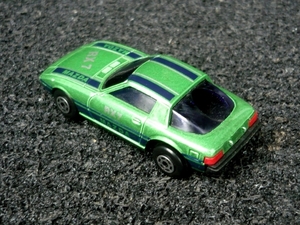 Yatming_QQQ_Mazda-RX-7-SA_Green_Sharpener-Slijper_No-8401_Mazda_M