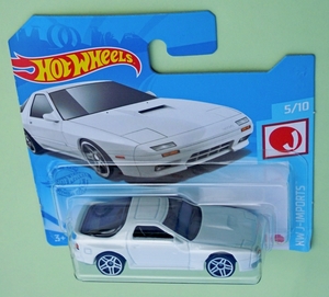 DSCN3289_HotWheels_1989-Mazda-Savanna-RX-7-FC3S_White_Black-Malay