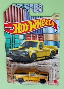 IMG_7440_HotWheels_Mazda-Repu_Yellow_Black-stripes_Black-plas-Mal