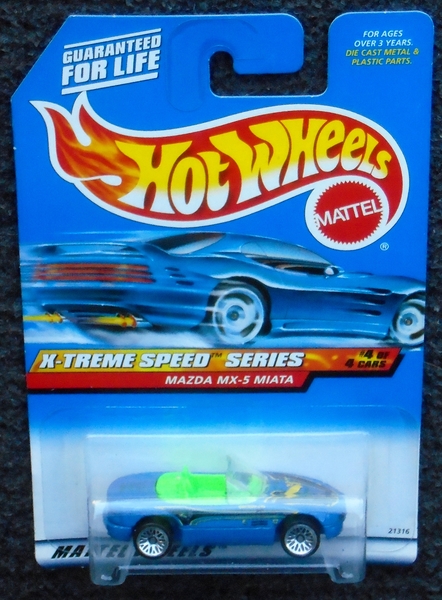 DSC04858_HotWheels_Mazda-MX5-NA-Miata_blue_DarkGreen-Yellow& Blac
