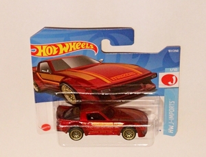 IMG_1087_Hot-Wheels_Mazda-RX-7-SA_Metalflake-Dark-Red=Gold&Orange