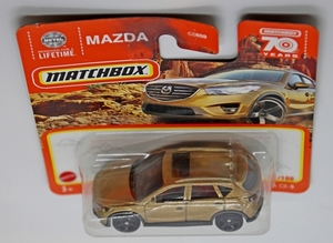 IMG_0834_Matchbox_2016-Mazda-CX-5_Gold-brown_black-plas-Thai-base