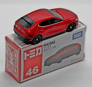 IMG_0980_Tomica_046-10-Q_Mazda3-3-M3_rood_zwarte-achter-spoiler