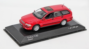 IMG_2297_Minichamps_1op43_Volvo-V40_Flamrot_1of2208