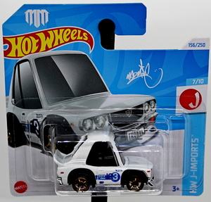 IMG_1539_HotWheels_Mazda-RX-3-Tooned_white_&blue-accents_ロー