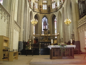 06) De Pauselijke Basiliek straalt in alle pracht