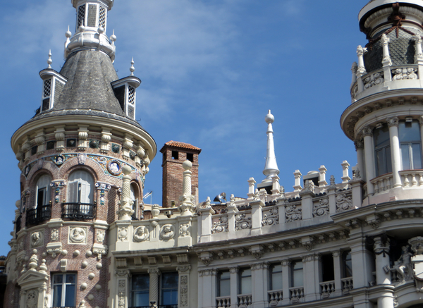 Vanop het dak van de bus