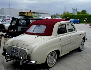 k094_DSC01206_2015_05_09_Arocaan_Malle_Renault_Dauphine_Chapron_C