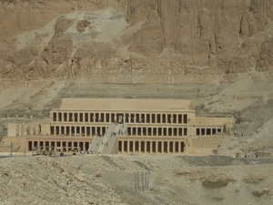 De tempel van Hatsjepsoet