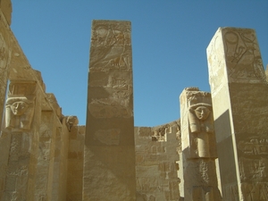 De tempel van Hatsjepsoet