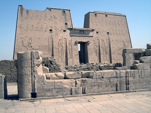 dinsdag 18 september 2007 - De tempel van Horus te Efdu