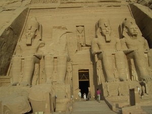 Abu Simbel  de tempel van Ramses II en de tempel van Hathor