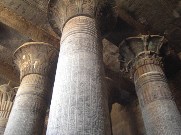 de tempel van Esna