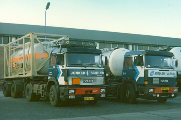 2 X Iveco