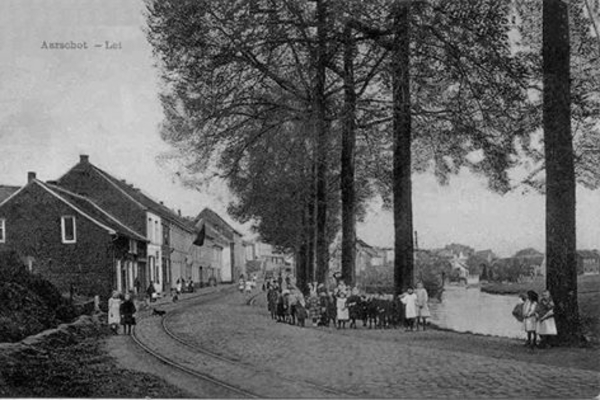 20884_481049618712122_3504720485399865292_n