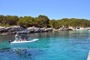 058 Menorca Cal 'n Bosch Bootuitstap