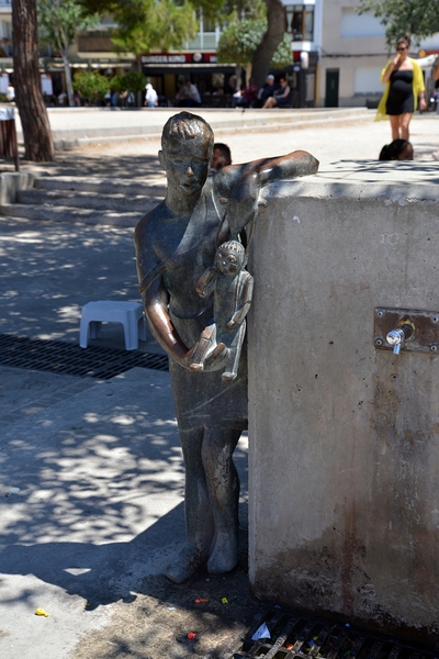 215 Menorca  Mahon  Standbeelden