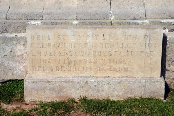 238 Menorca Ciutadella gedenkzuil oorlog tegen Turken 1558