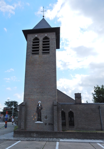 09 -eerste rustpost in ST-Rita