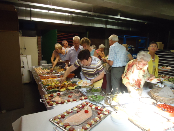 We schuiven weer aan