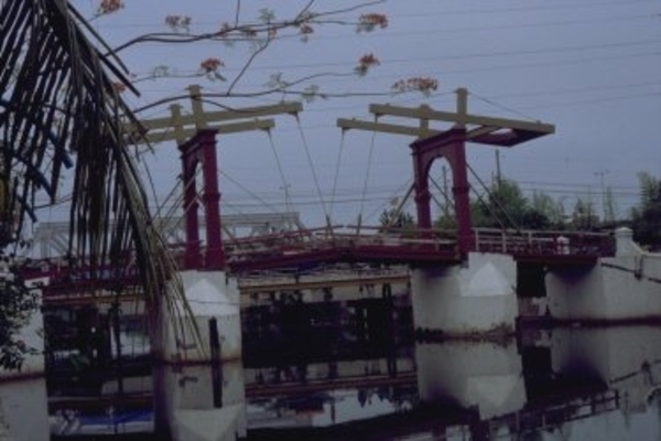 de Hoendermarktbrug in Kota (Jakarta)