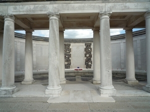 2f Brits oorlogskerkhof Tyne Cot  bij Passendale _P1220416