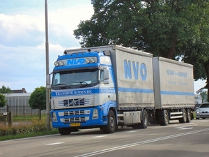 Bok - Roden  Volvo Combi