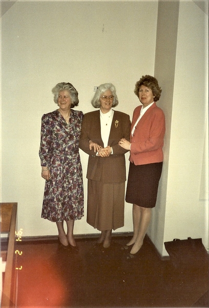 Nellie, Joke en Jannie Lodder. (1994)