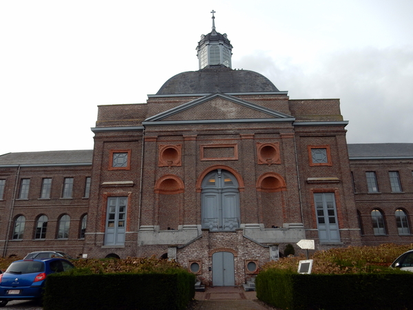 29- Godshuis...