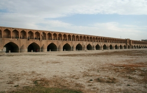 Si-o-seh pol : een v d 11 bruggen over de Zayandeh rivier